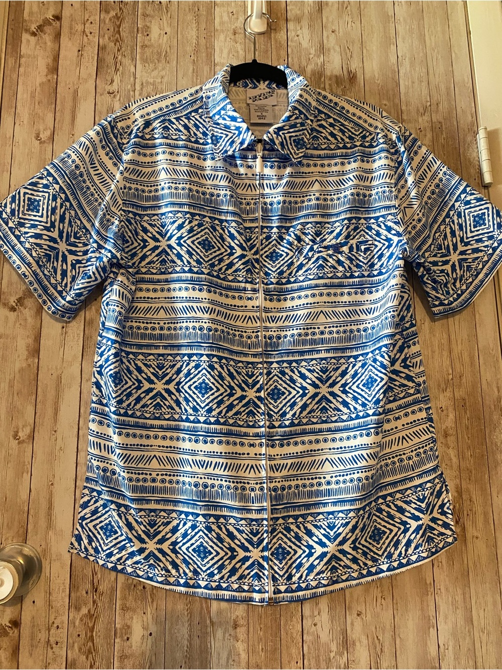 Irvine Park Vintage Men's Short-Sleeve Blue Patterned Zip Up Shirt Small Tiki